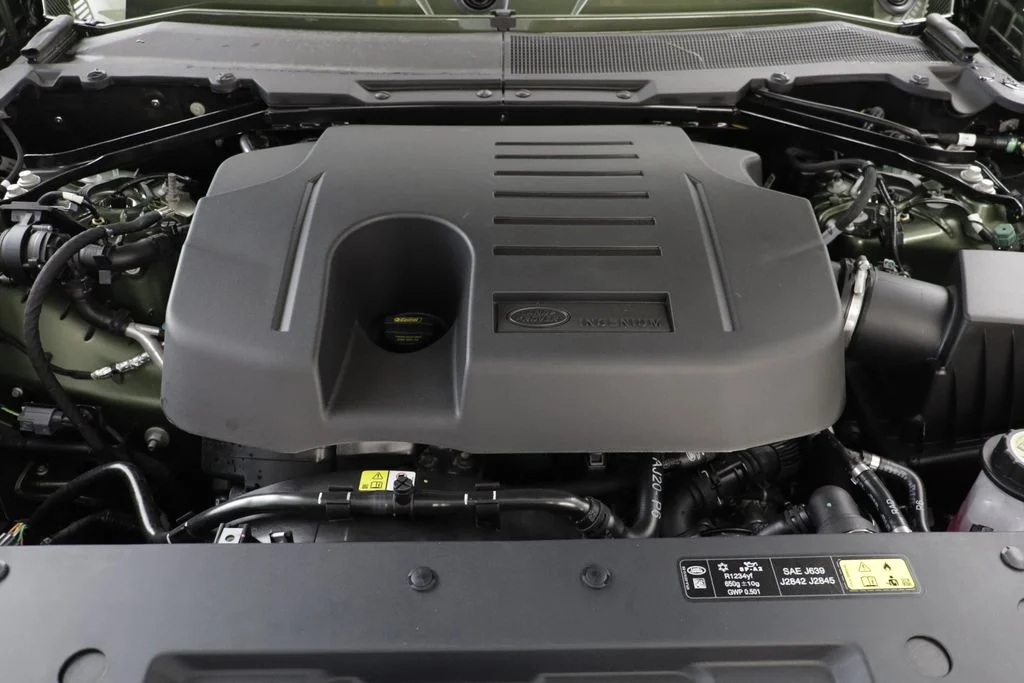 New 2026 Green Land Rover X-Dynamic SE image 24