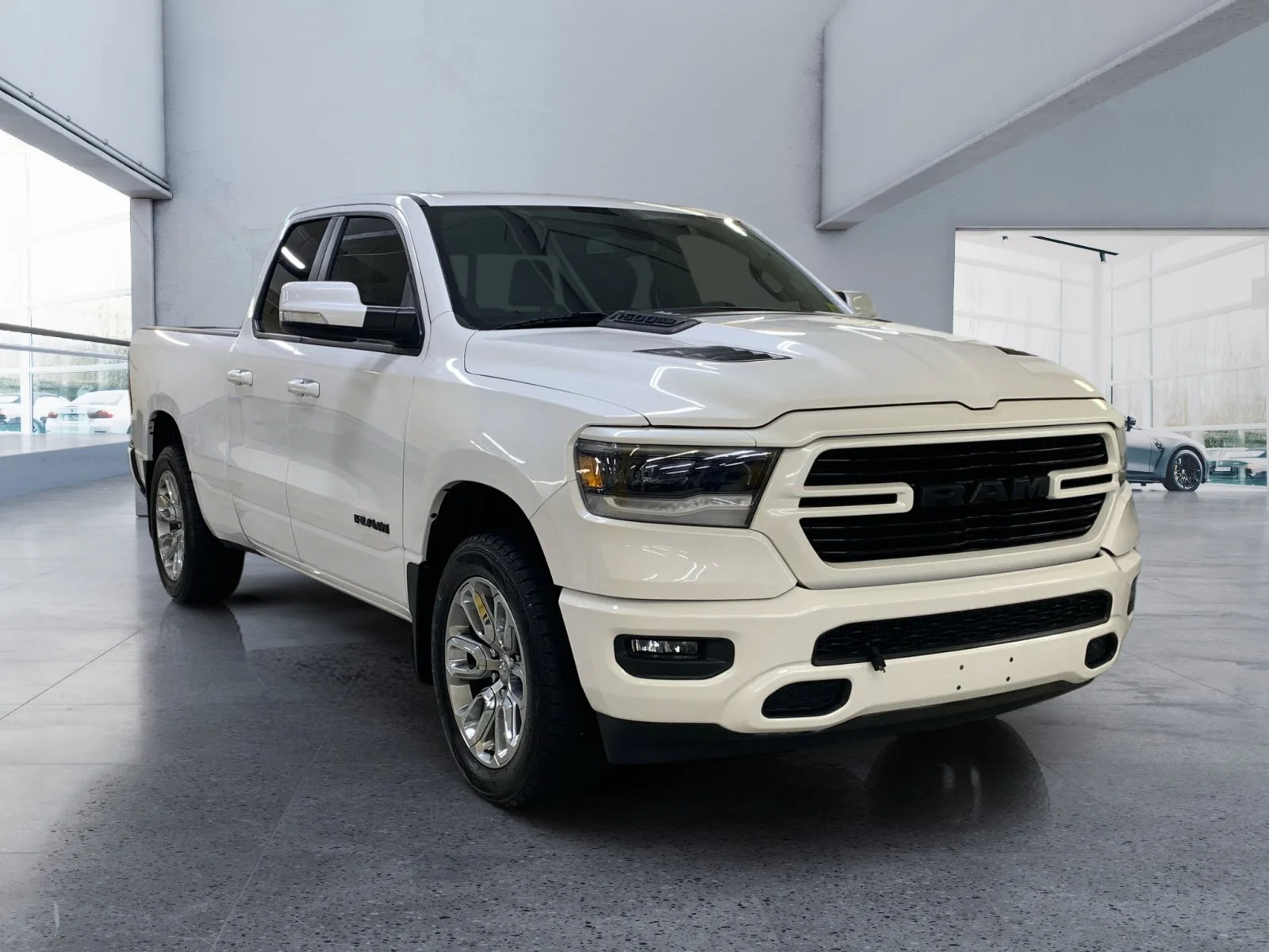 Used 2019 White Ram Sport image 7
