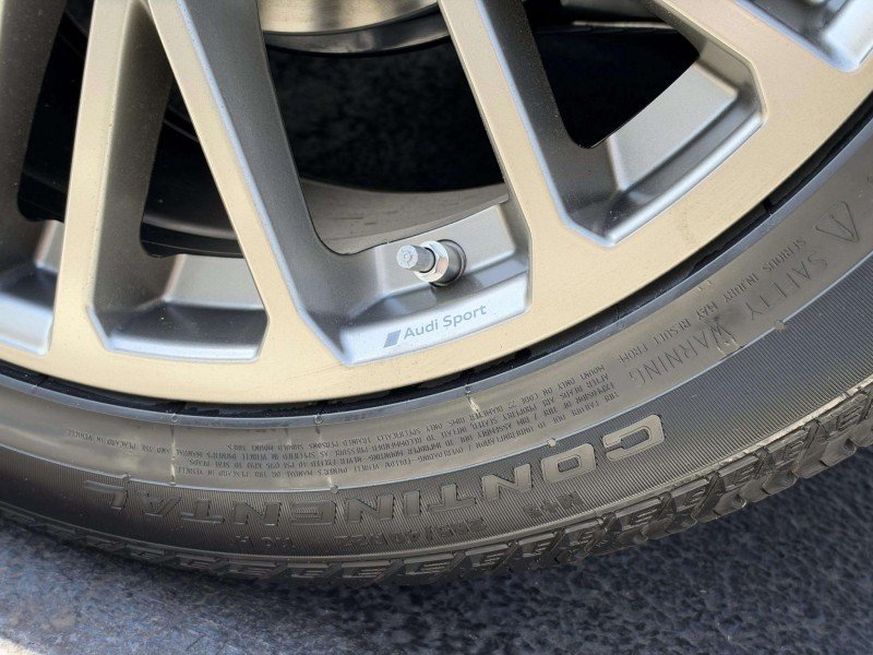 New 2027 Mythos Black Metallic Audi Prestige image 34