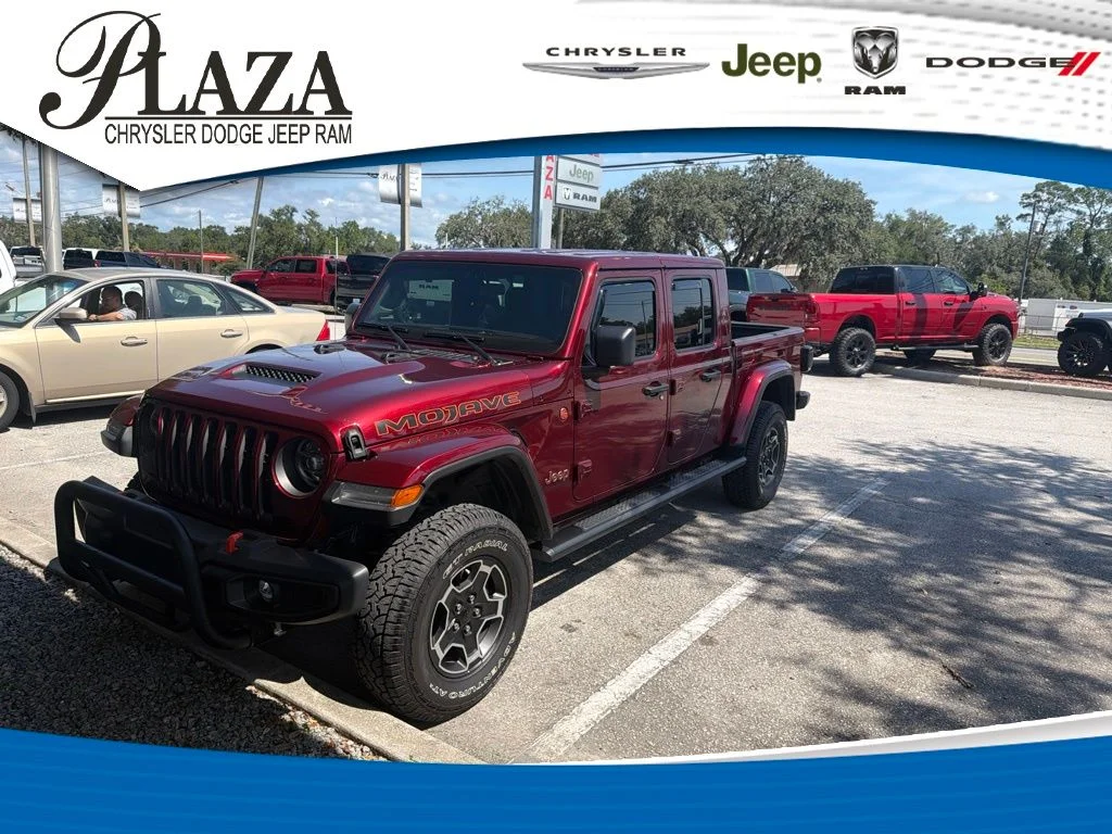 Used 2021 Snazzberry Pearlcoat Jeep Mojave image 1
