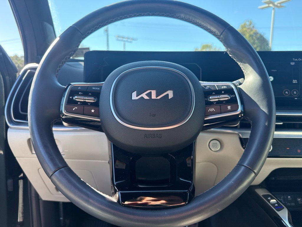 Used 2025 Green Kia SX Prestige image 7