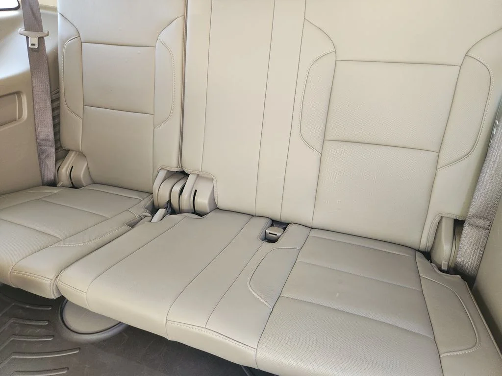 Used 2018 White Frost Tricoat GMC SLT image 31