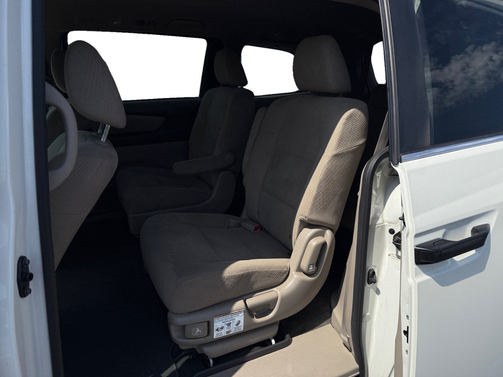 Used 2016 White Diamond Pearl Honda LX image 16