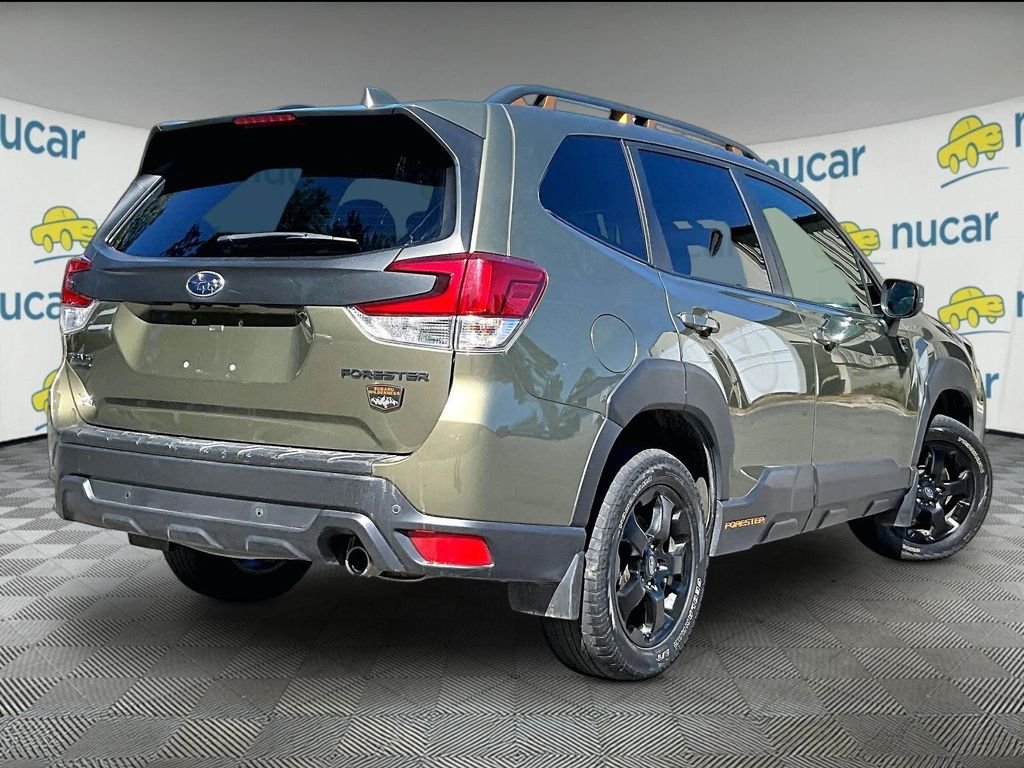 Used 2022 Autumn Green Metallic Subaru Wilderness image 6