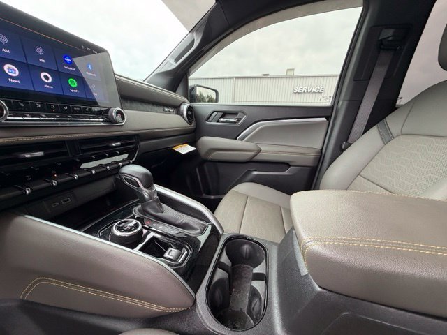 Used 2024 White Chevrolet ZR2 image 16