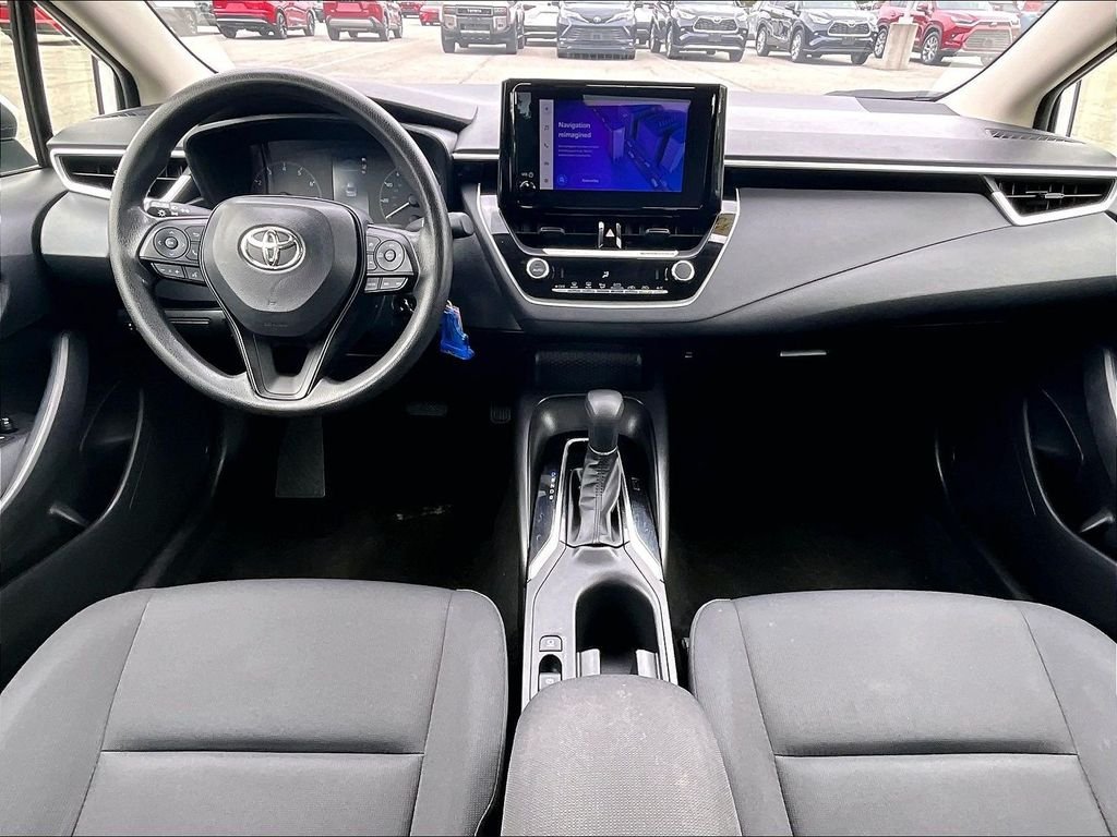 Used 2023 White Toyota LE image 21