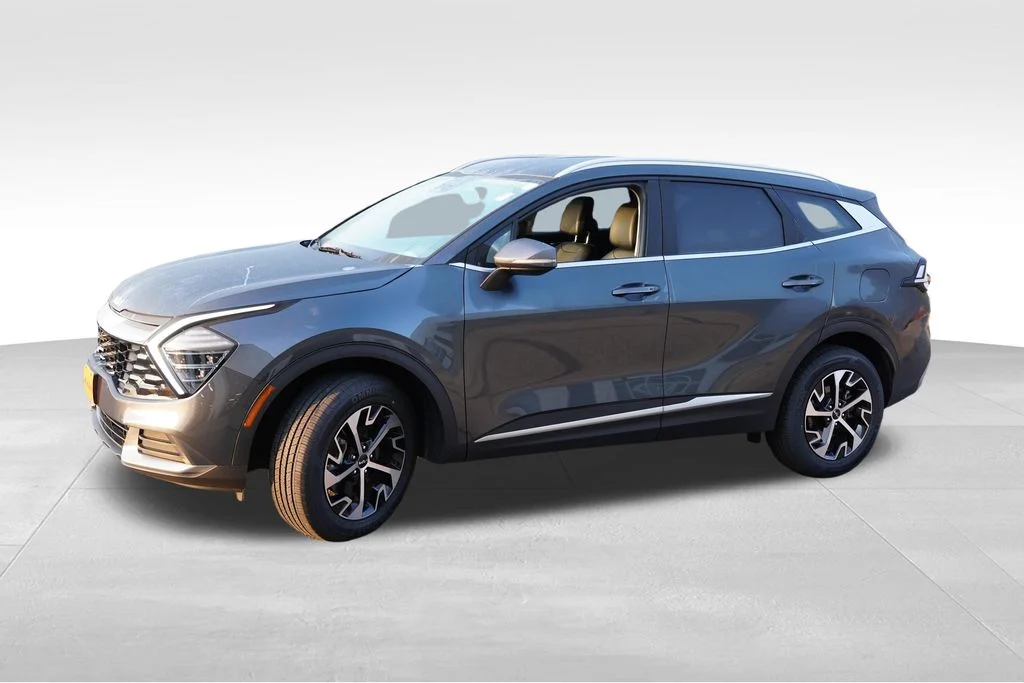 Used 2024 Gravity Gray Kia EX image 10