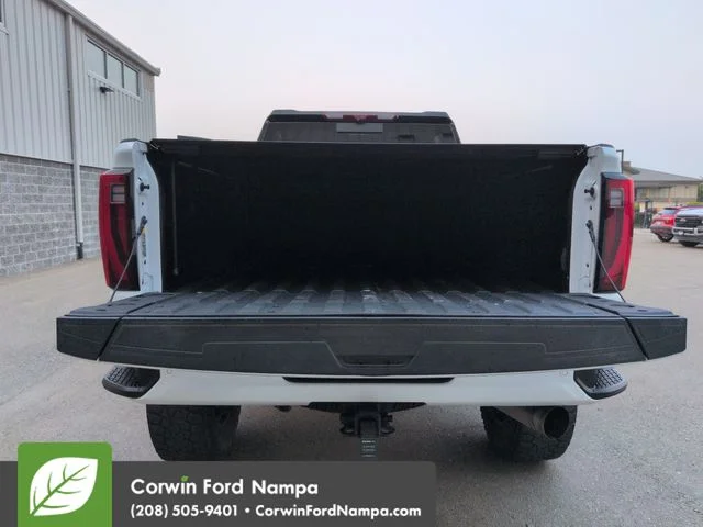 Used 2024 White GMC Denali Ultimate image 29