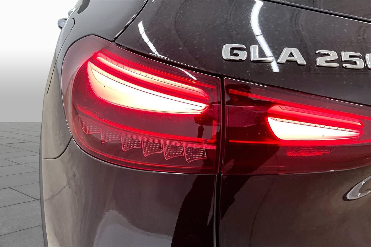 New 2026 Night Black Mercedes-Benz GLA 250 image 14