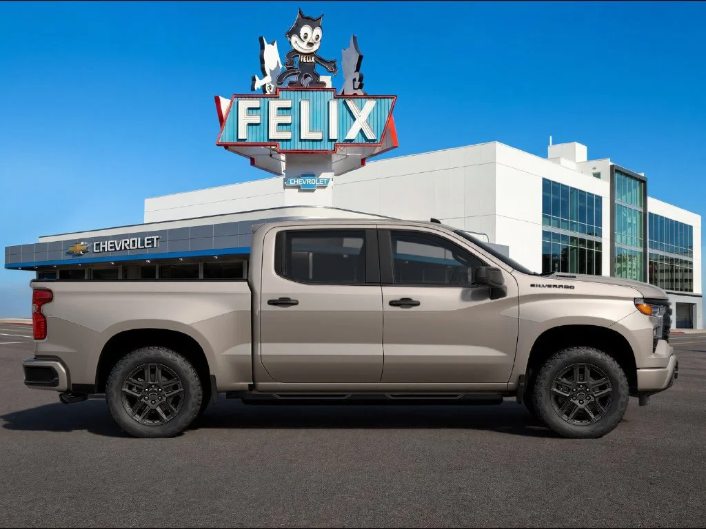2026 Chevrolet Silverado 1500 Custom - Photo 3