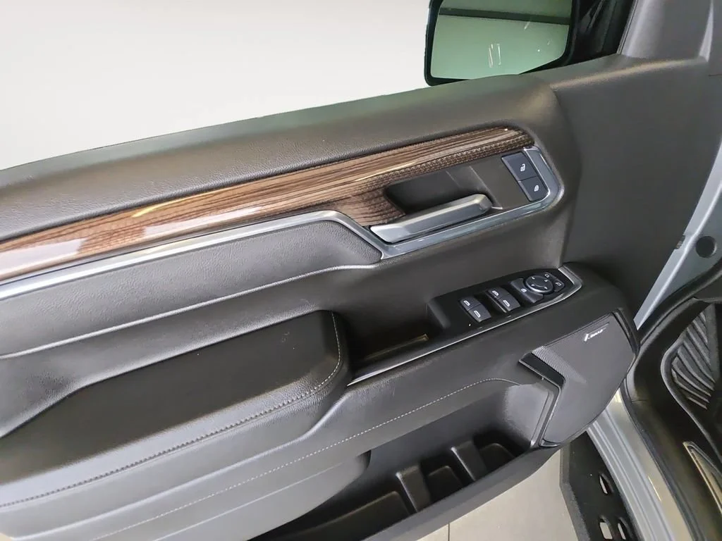 Used 2024 Sterling Gray Metallic Chevrolet LT Trail Boss image 10