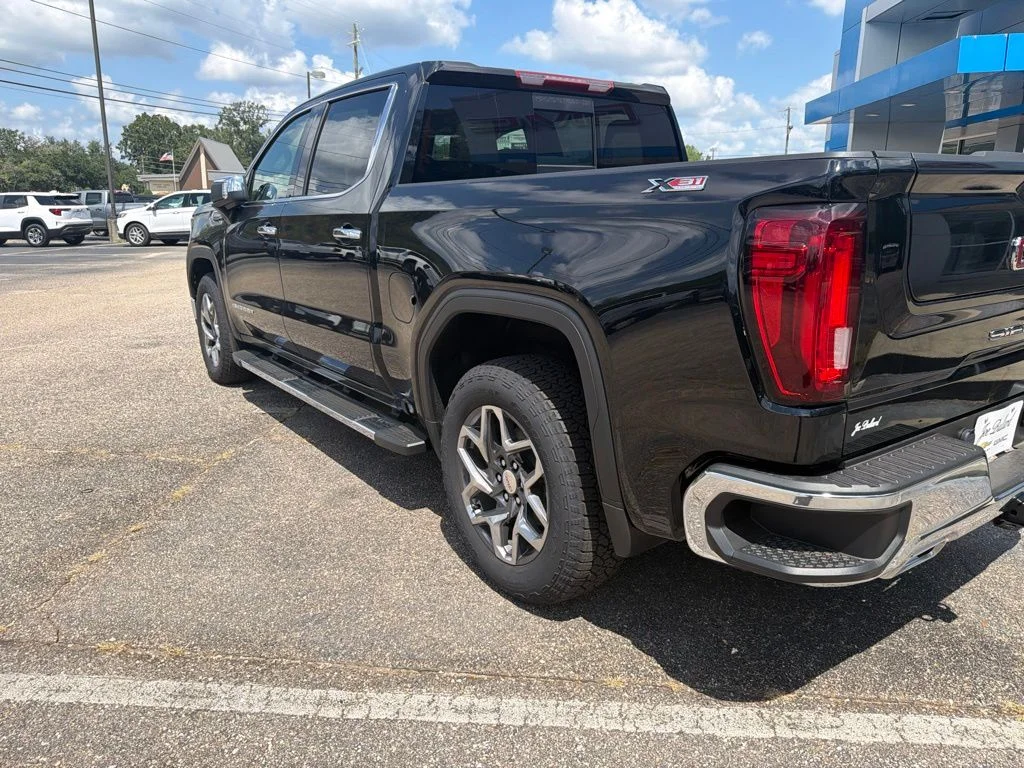 New 2026 Onyx Black GMC SLT image 3