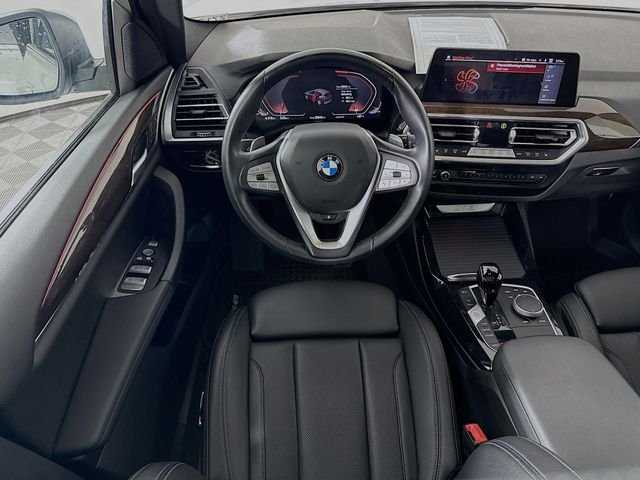 Used 2024 White BMW sDrive30i image 22