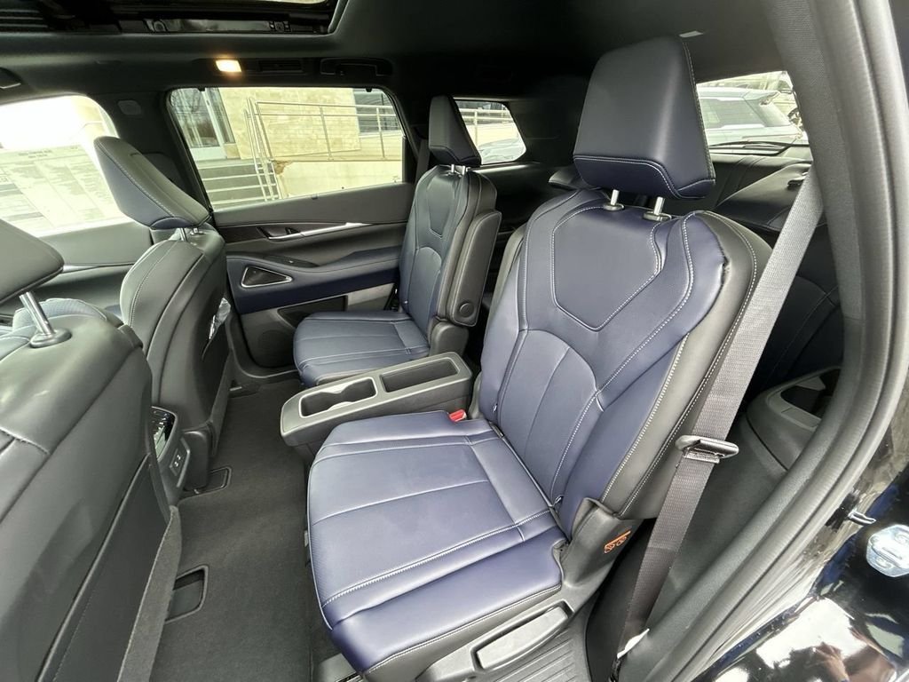 Certified Used 2026 Mineral INFINITI SPORT image 13