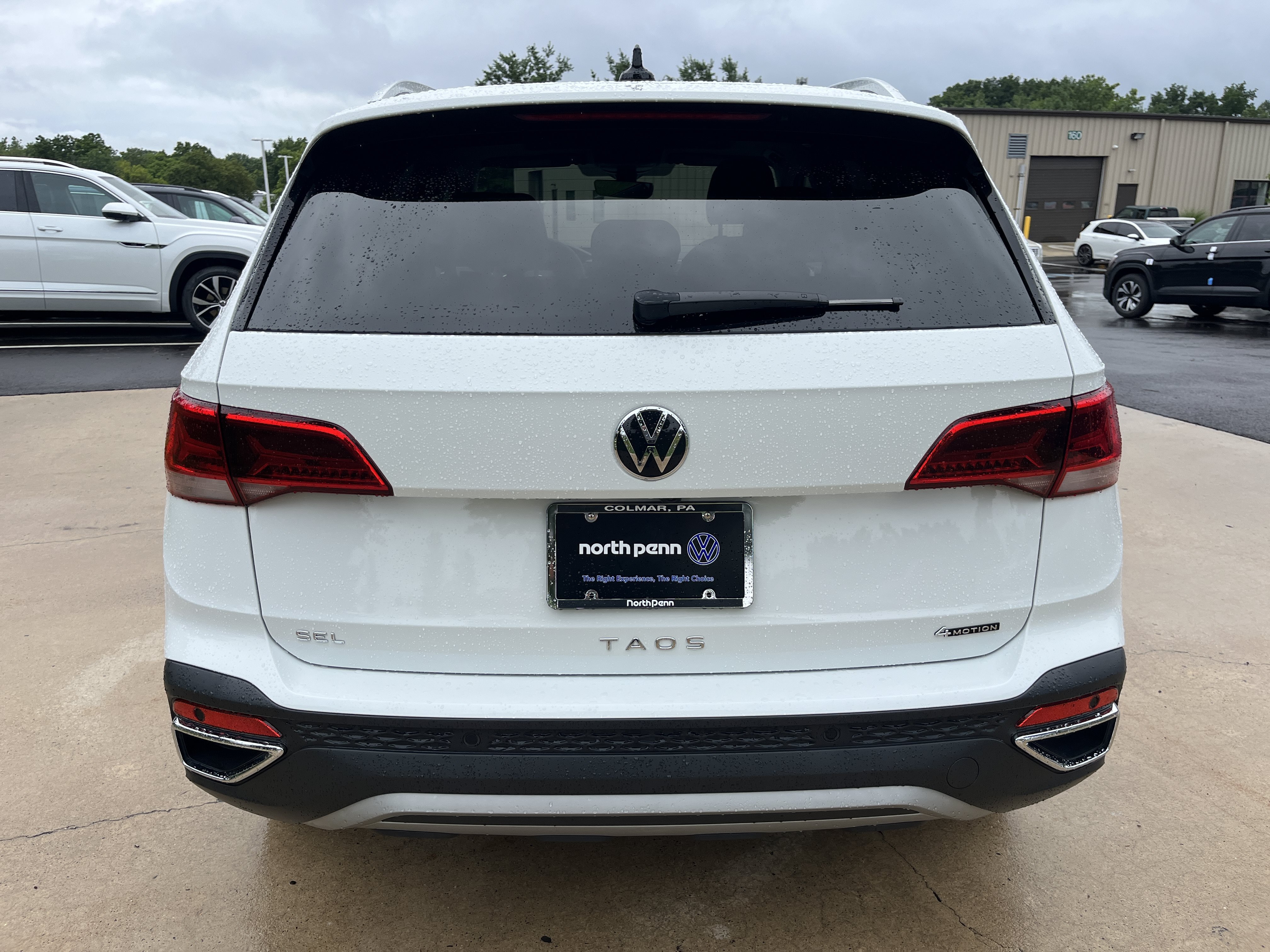 Used 2024  Volkswagen SEL image 11