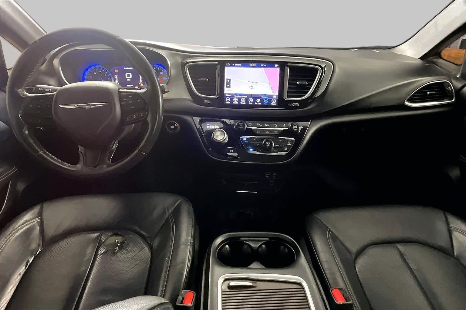 Used 2019 Granite Crystal Metallic Clearcoat Chrysler Touring L Plus image 14