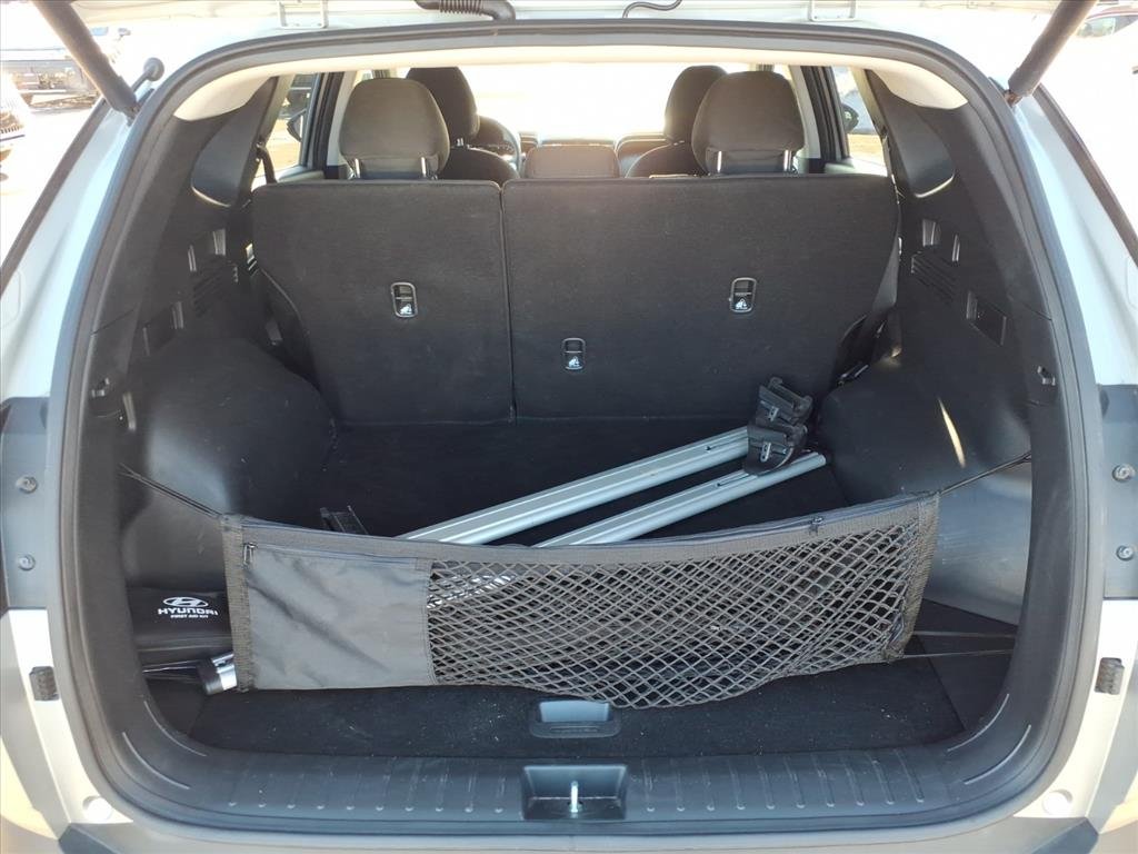 Used 2023 Shimmering Silver Metallic Hyundai SEL image 11