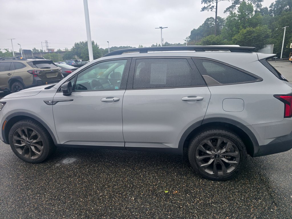 Used 2023 Gray Kia X-Line SX Prestige image 8