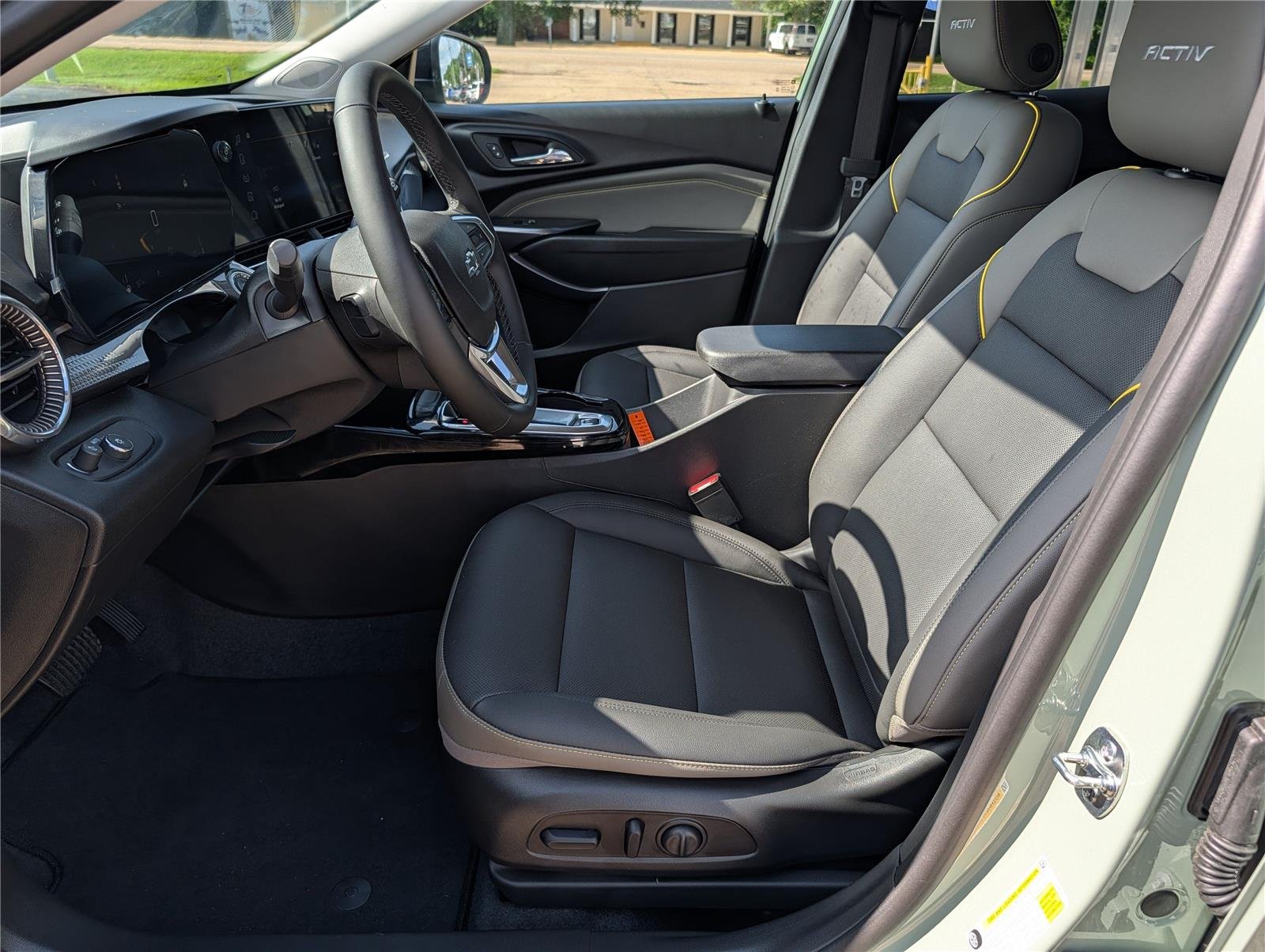 2026 Chevrolet Trax Activ - Photo 10