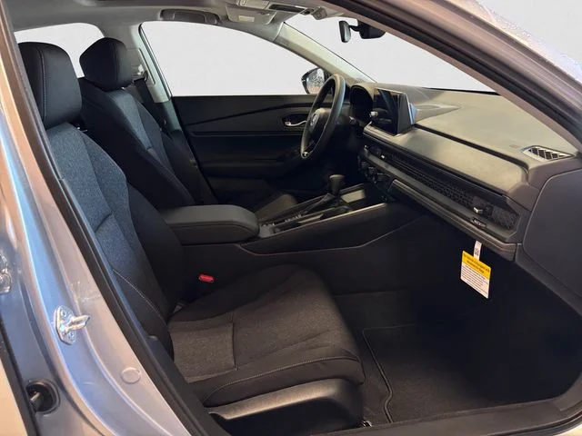 New 2026 Silver Honda SE image 16