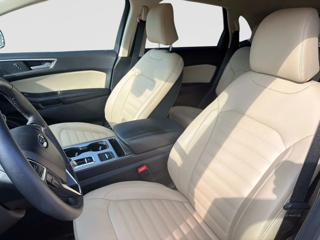 Used 2024 Iconic Silver Metallic Ford SEL image 21