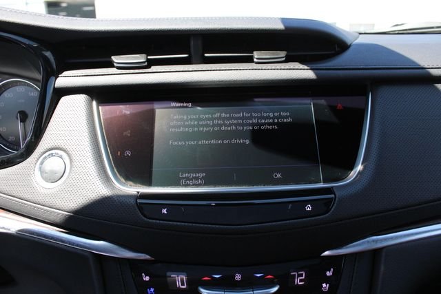 Used 2024 Crystal White Tri-Coat Cadillac Premium Luxury image 17