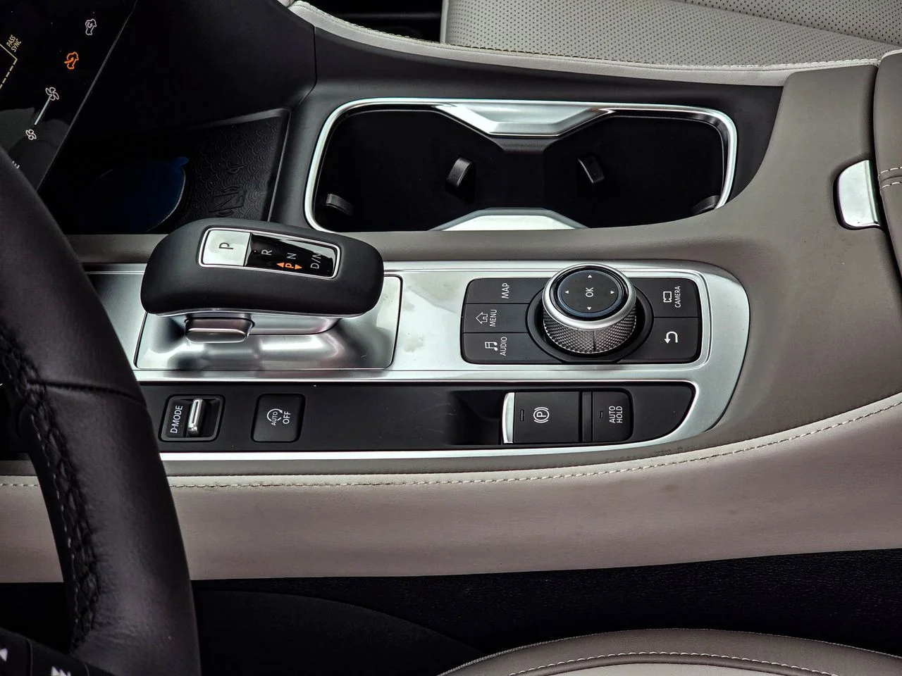 New 2027 MOONBOW BLUE INFINITI Luxe AWD image 14