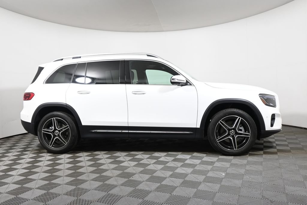 Used 2026 Polar White Mercedes-Benz GLB 250 image 8