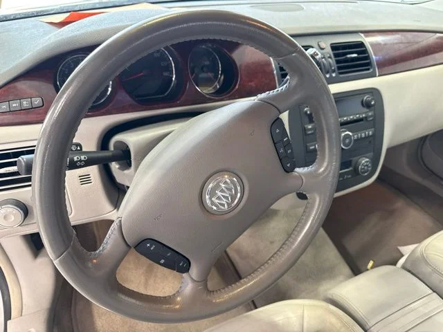 Used 2006 Platinum Metallic Buick CXL image 9