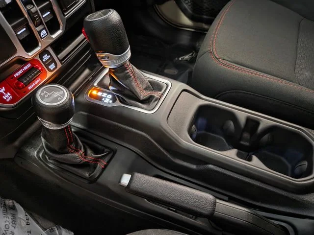 Used 2020 Beige Jeep Rubicon image 34
