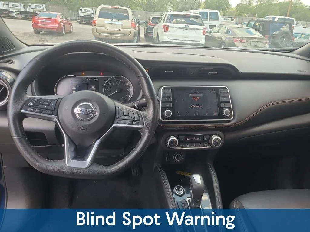 Certified Used 2020 Blue Nissan SR image 7