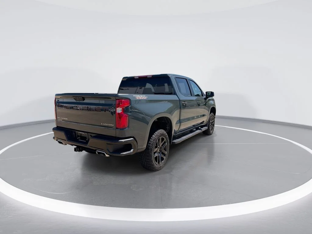 Used 2025 Gray Chevrolet Custom Trail Boss image 8