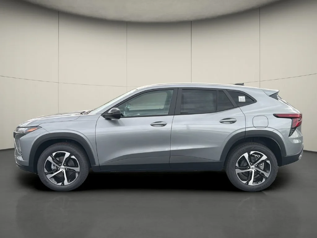 New 2026 Sterling Gray Metallic Chevrolet 1RS image 4