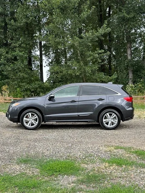 Used 2013 Graphite Luster Metallic Acura Technology Package image 6