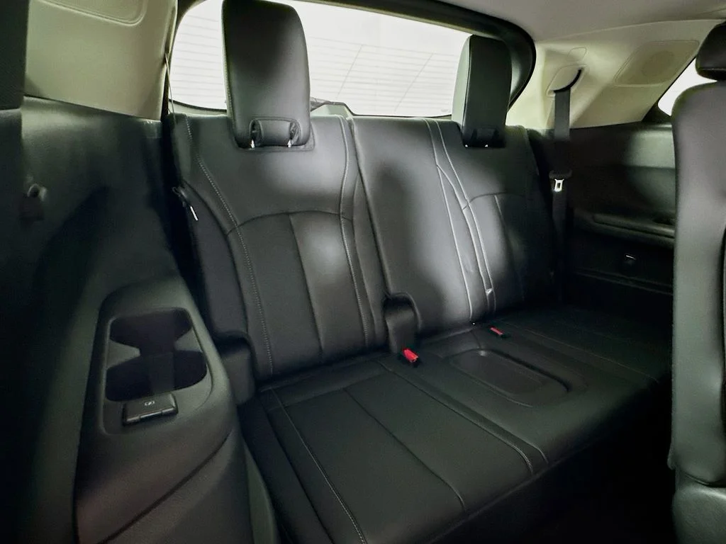 Certified Used 2026 Black INFINITI LUXE image 36