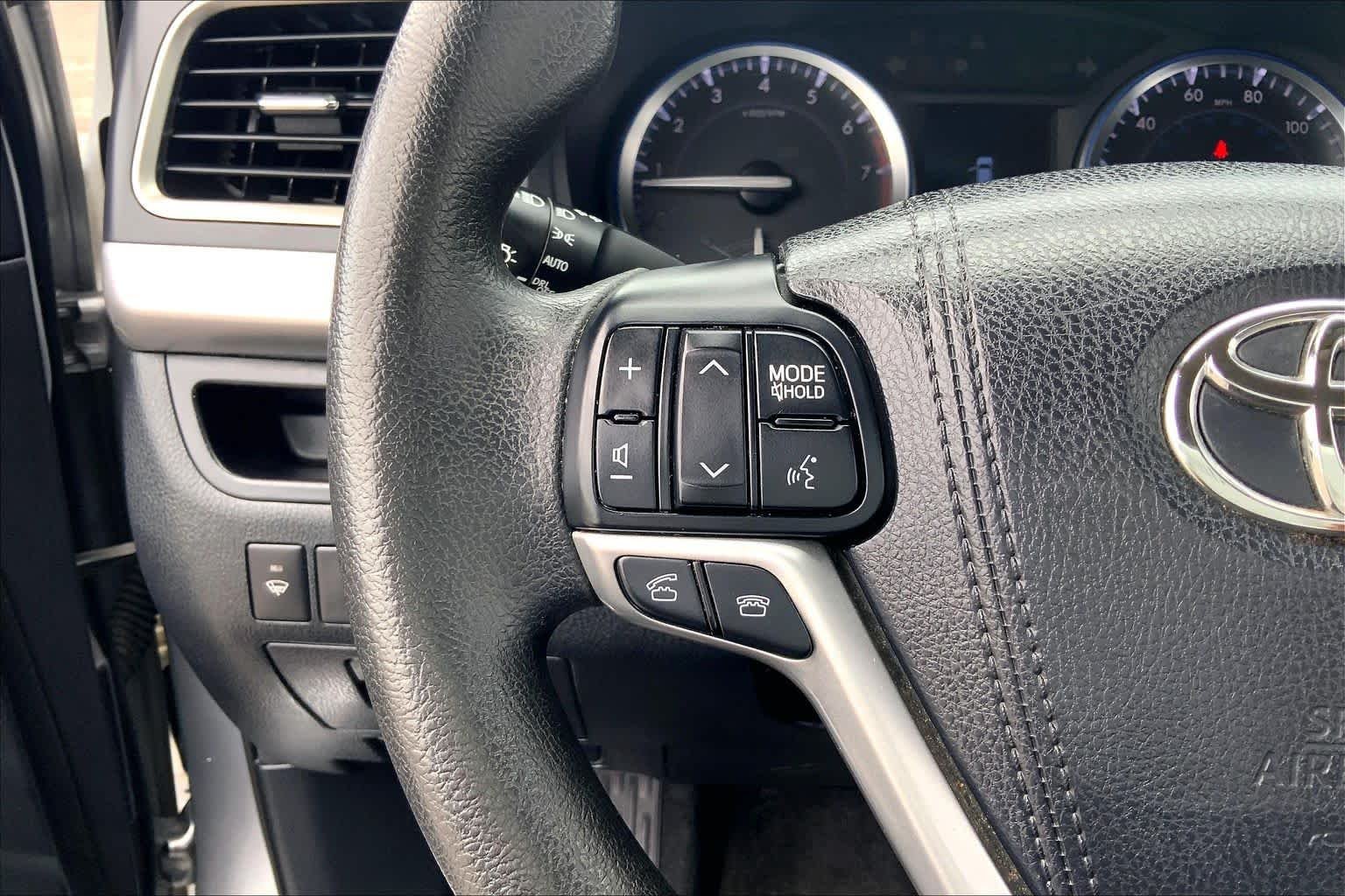 Used 2016 Silver Sky Metallic Toyota LE image 23