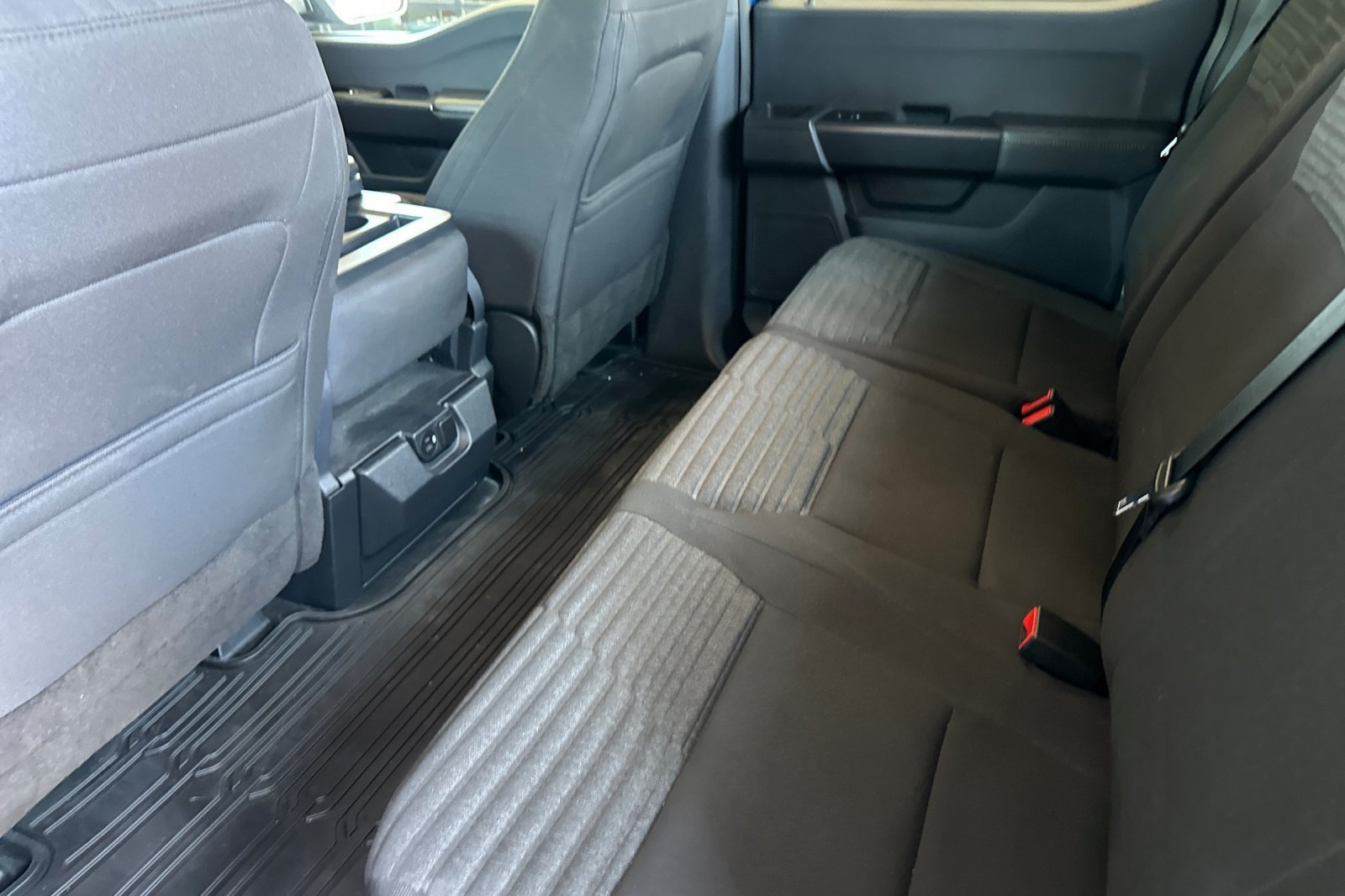 Used 2022 Blue Ford  image 12
