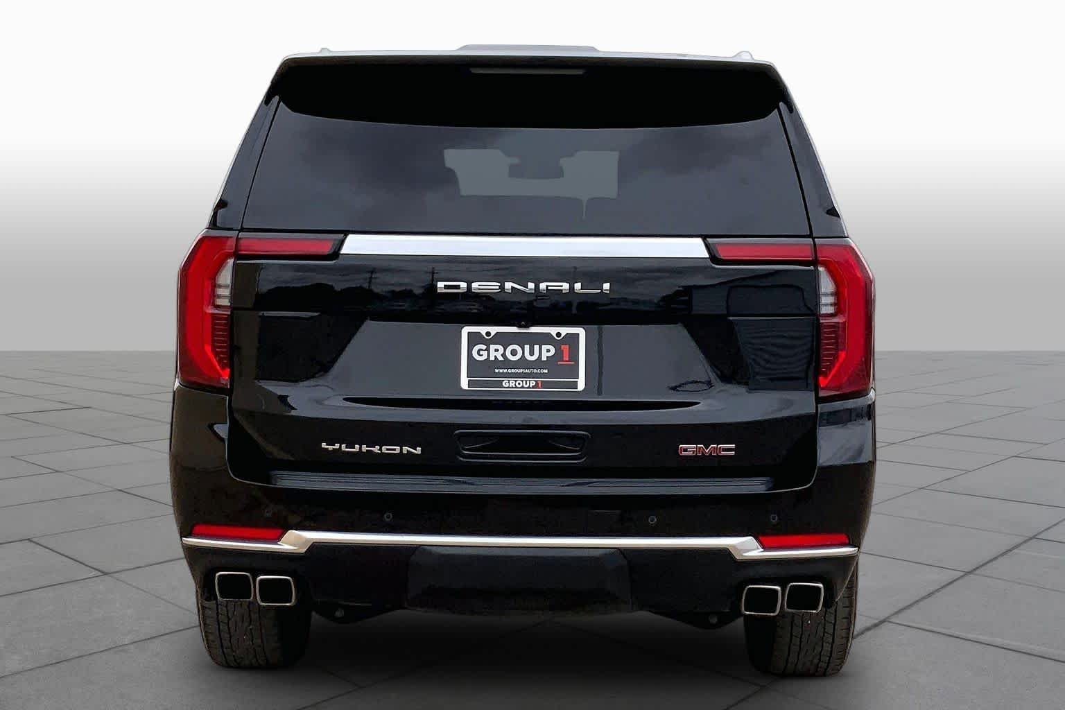 Used 2025 Onyx Black GMC Denali image 5