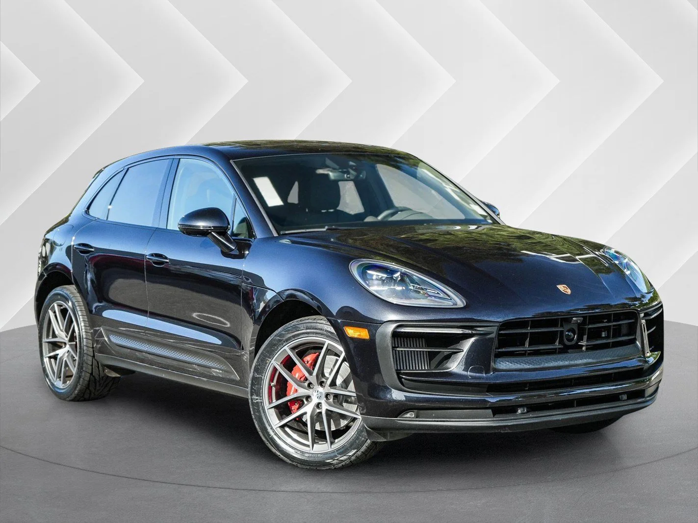 2022 Porsche Macan S's photo