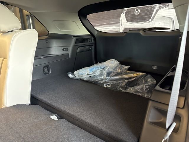 2025 Mazda CX-70 Premium Package - Photo 12