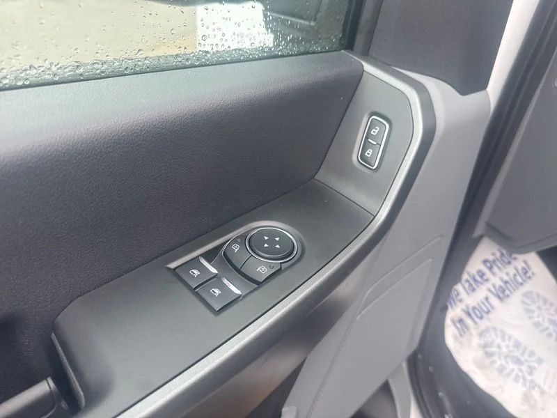 New 2026 Oxford White Ford F-350® XL image 17
