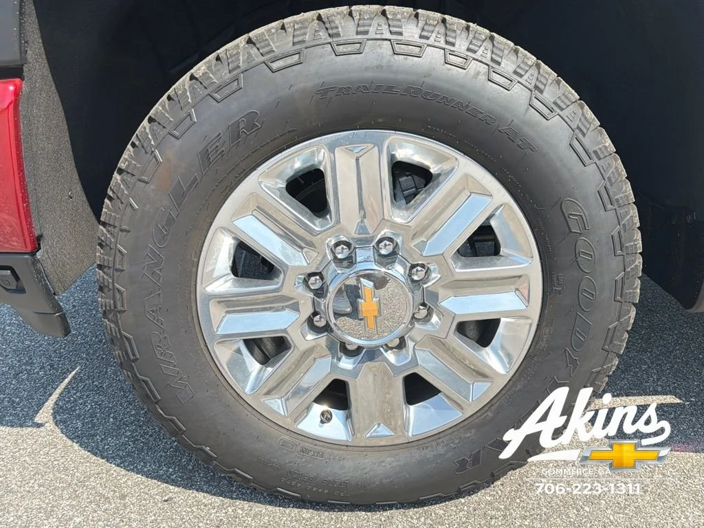 2025 Chevrolet Silverado 2500 HD High Country - Photo 11