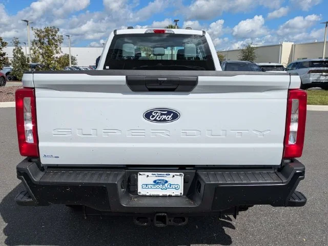 New 2027 White Ford XL image 5