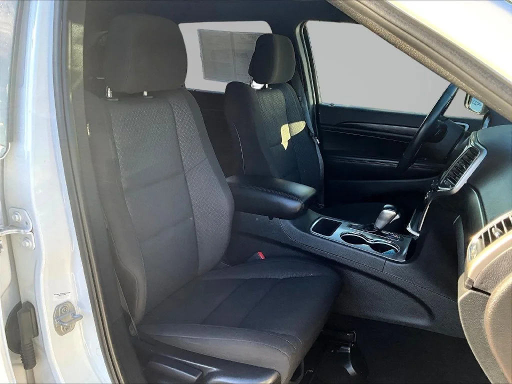 Used 2021 White Jeep Laredo E image 30