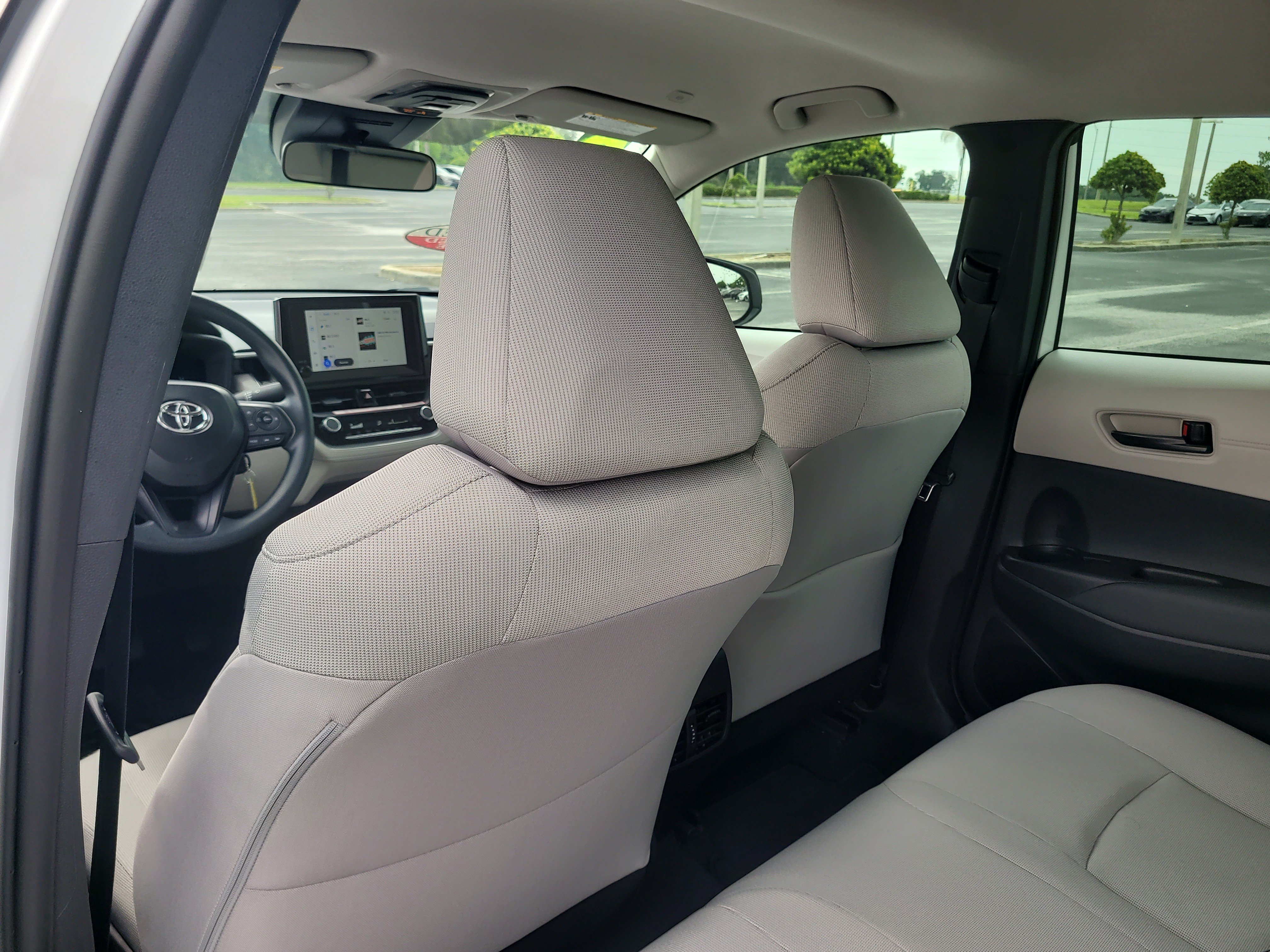 Used 2026 Pearl Toyota L image 11