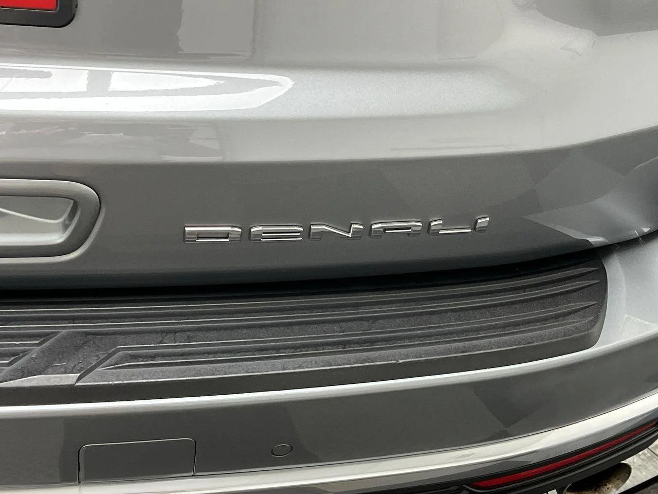 2023 GMC Yukon XL Denali - Photo 38