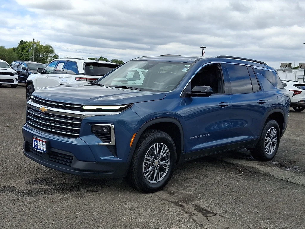 Used 2025 Blue Chevrolet LT image 6
