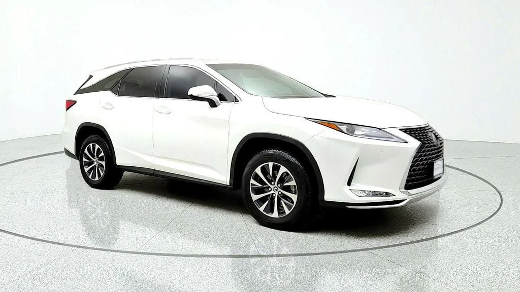 Used 2022 Eminent White Pearl Lexus RX 350L AWD image 3