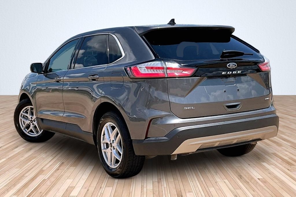 Used 2023 Gray Ford SEL image 10