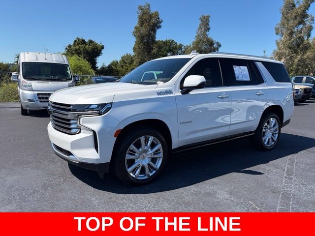 Used 2023 Beige Chevrolet High Country image 3